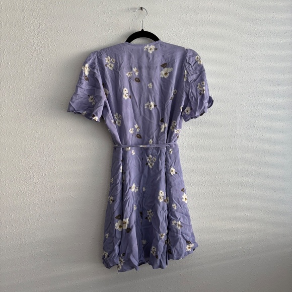 Reformation Adele Wrap Mini Dress in Lilac Floral - Size Small - Picture 5 of 7